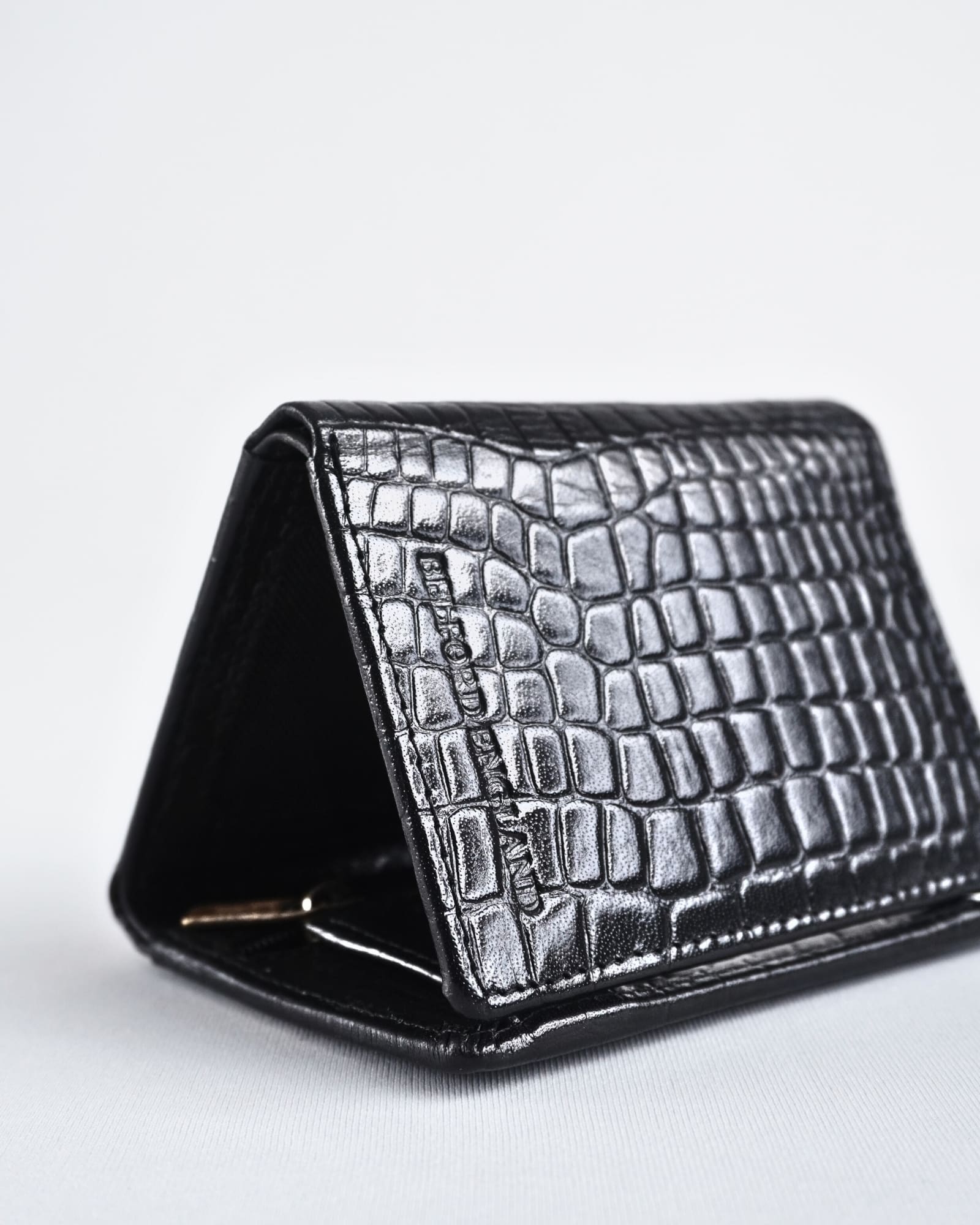 Dublin - Men’s Original Leather Trifold Wallet (Croco Black) - Image 6