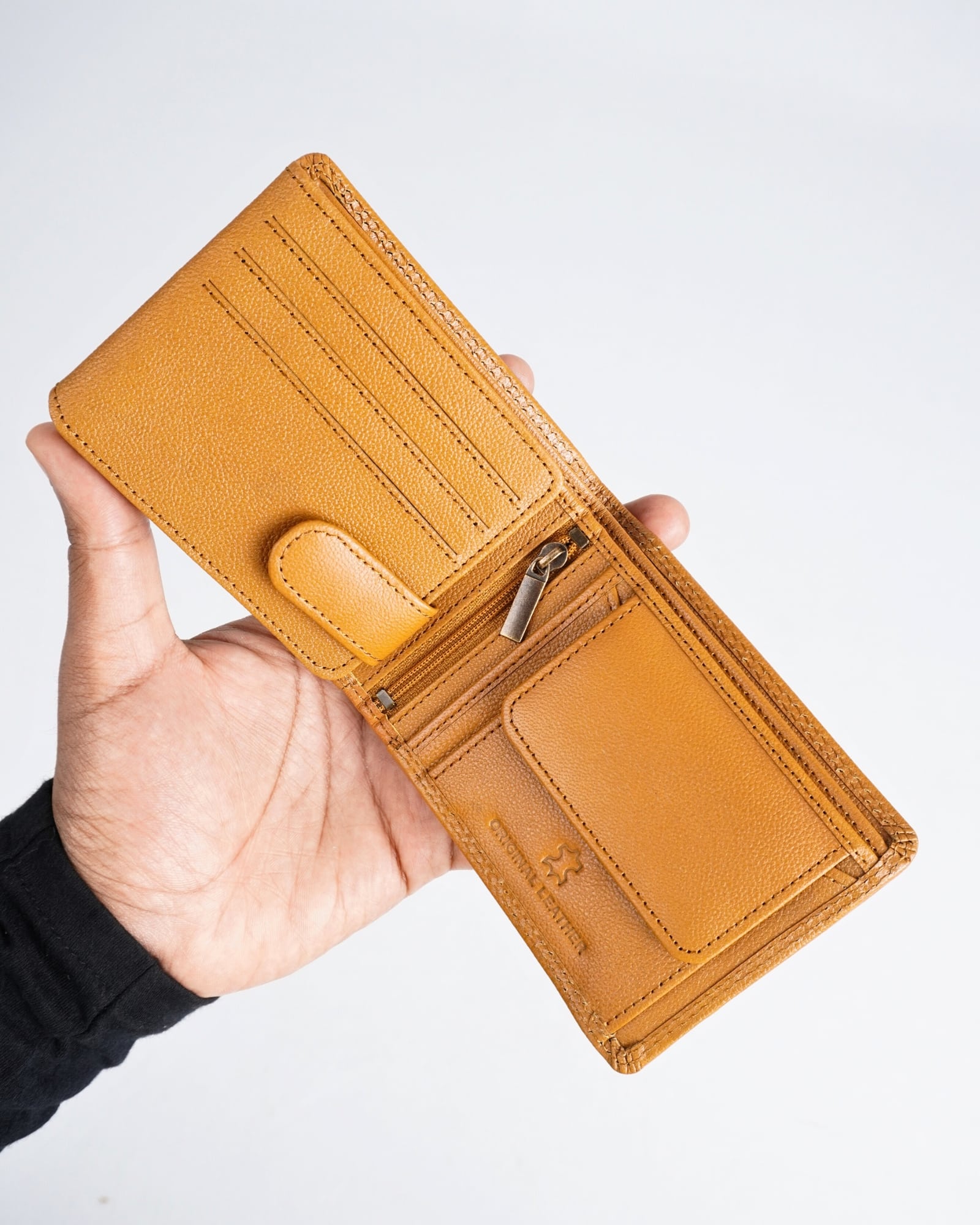 Cambridge - Men’s Original Leather Wallet (Executive Tan) - Image 5