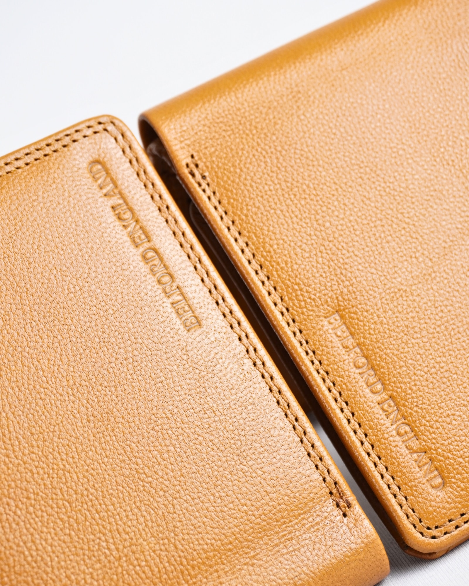 Cambridge - Men’s Original Leather Wallet (Executive Tan) - Image 7