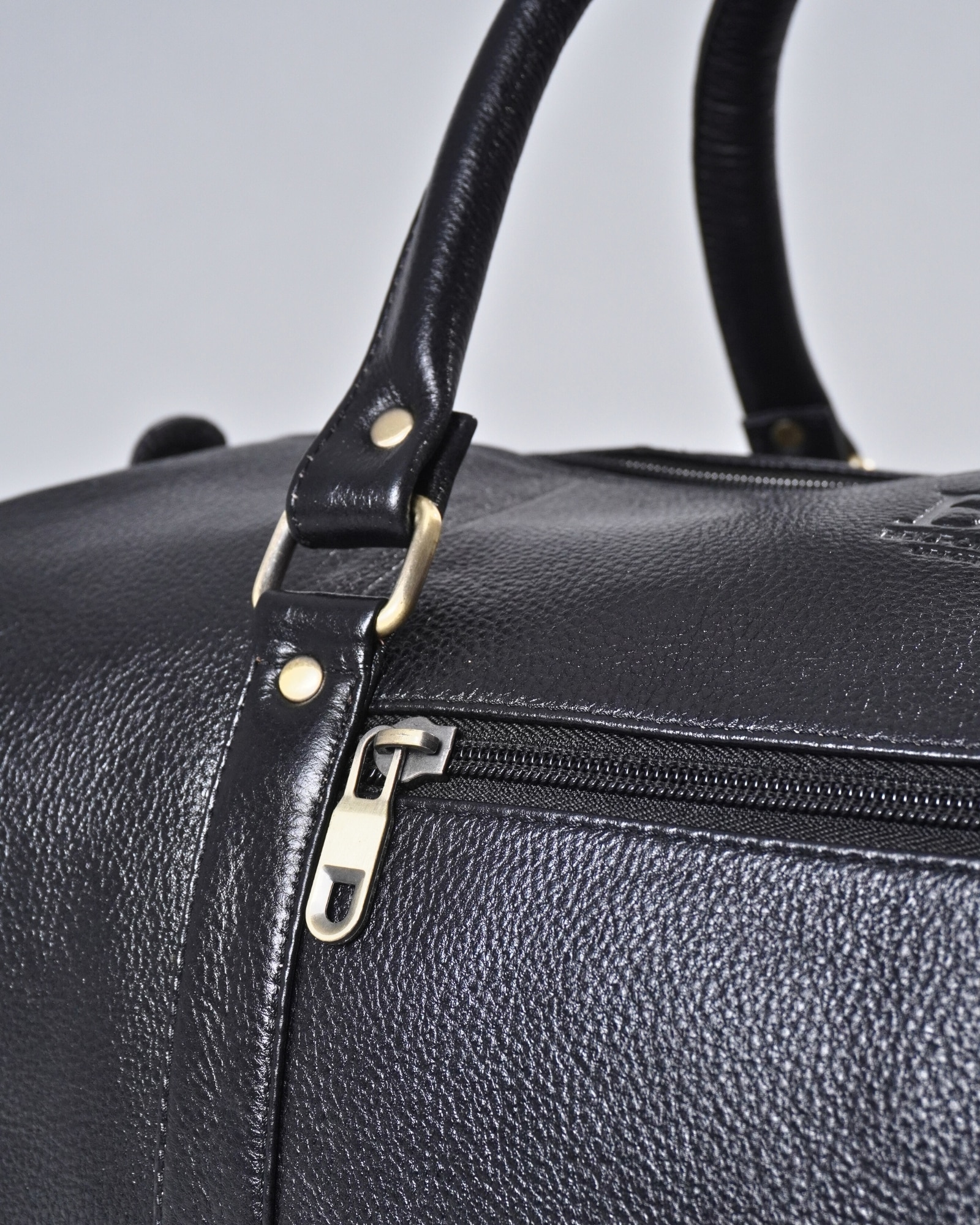 Classic Traveller - Original Leather Travel Bag (Black) - Image 6
