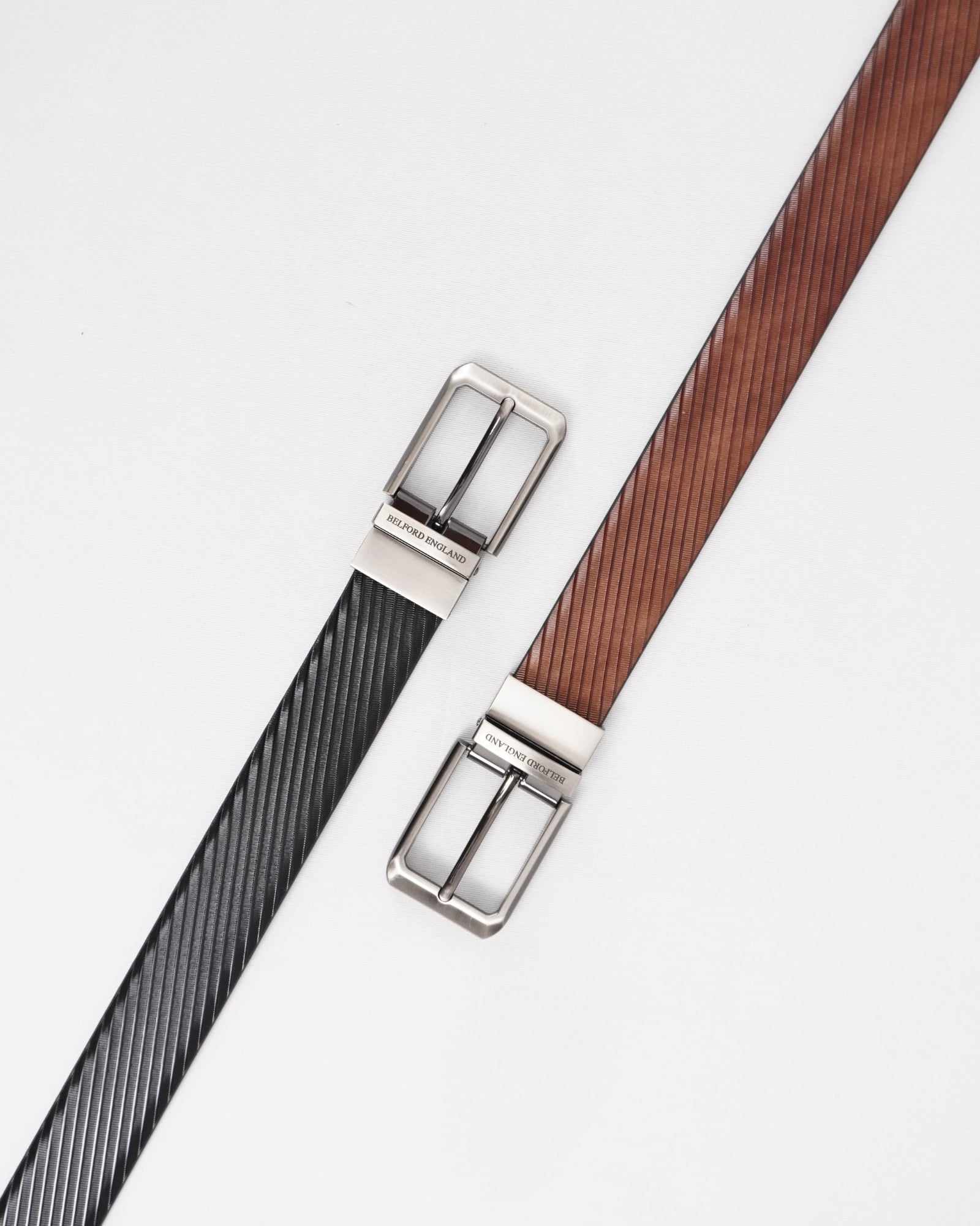 Luton Men's Original Leather Belt  Reversible (Black & Brown) - 28-44 - Image 4