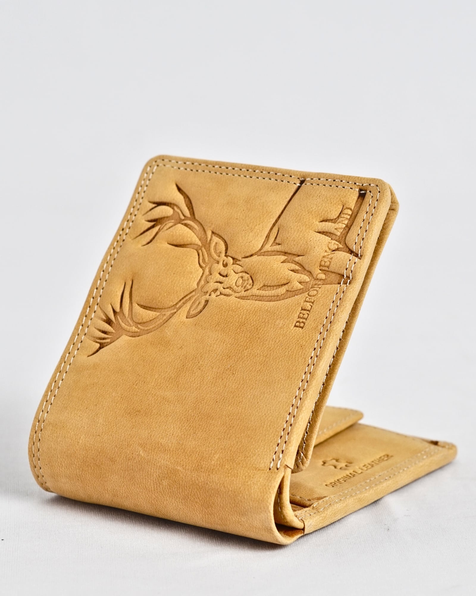 Cambridge (Limited Edition) Men’s Original Leather Wallet - Rugged Tan - Deer - Image 6