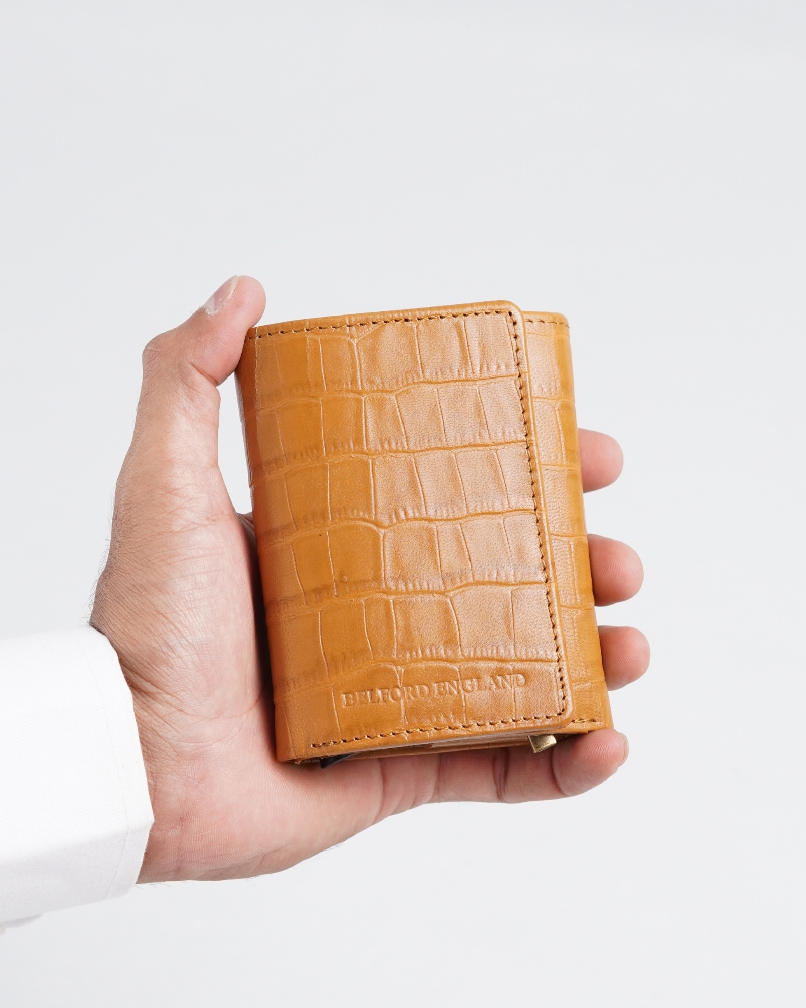 Detroit - Men’s Original Leather Wallet [Smart Card Pop UP] (Croco Almond Brown) - Image 9