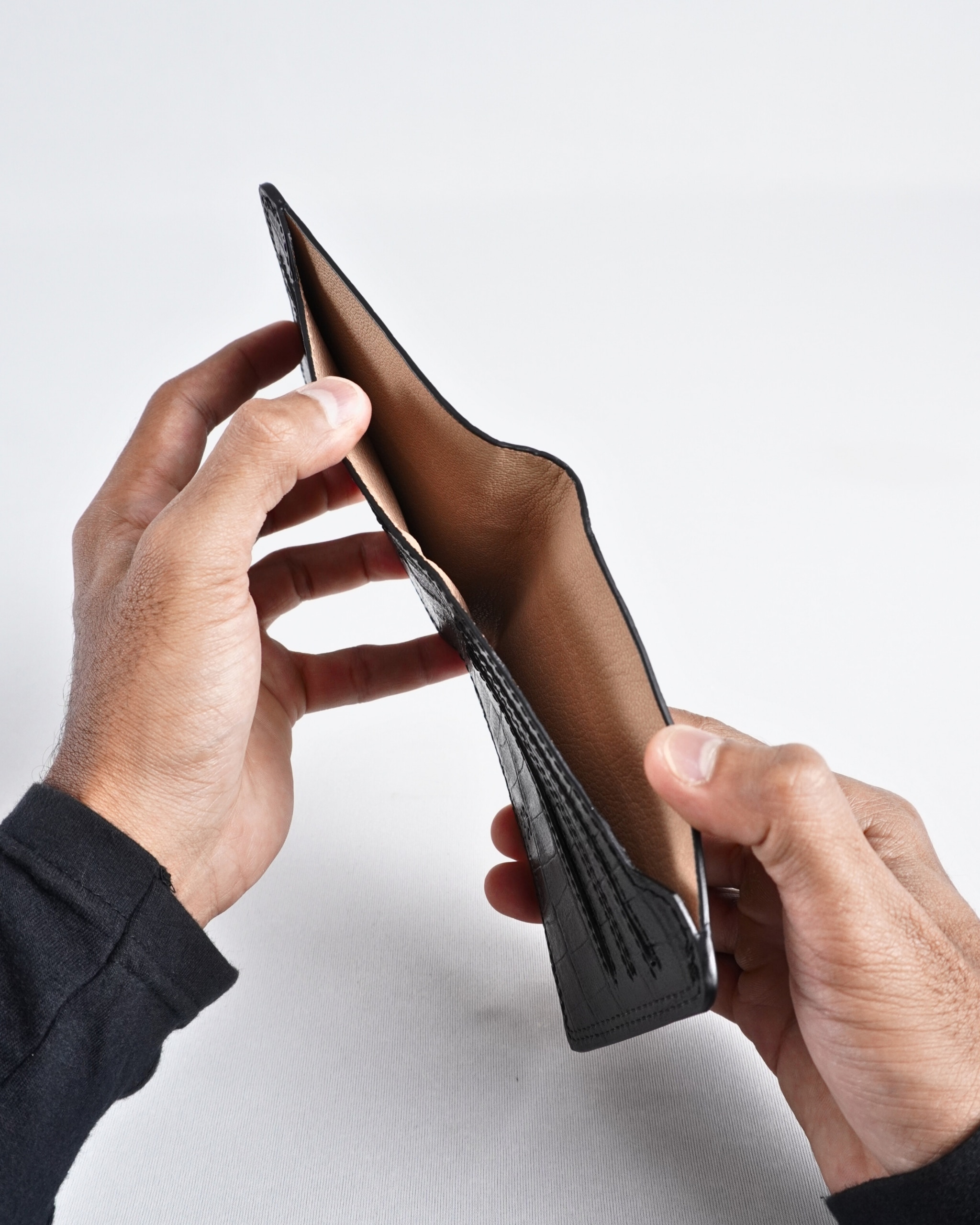 Heritage - Men’s Original Leather Wallet (Croco Black) - Image 5