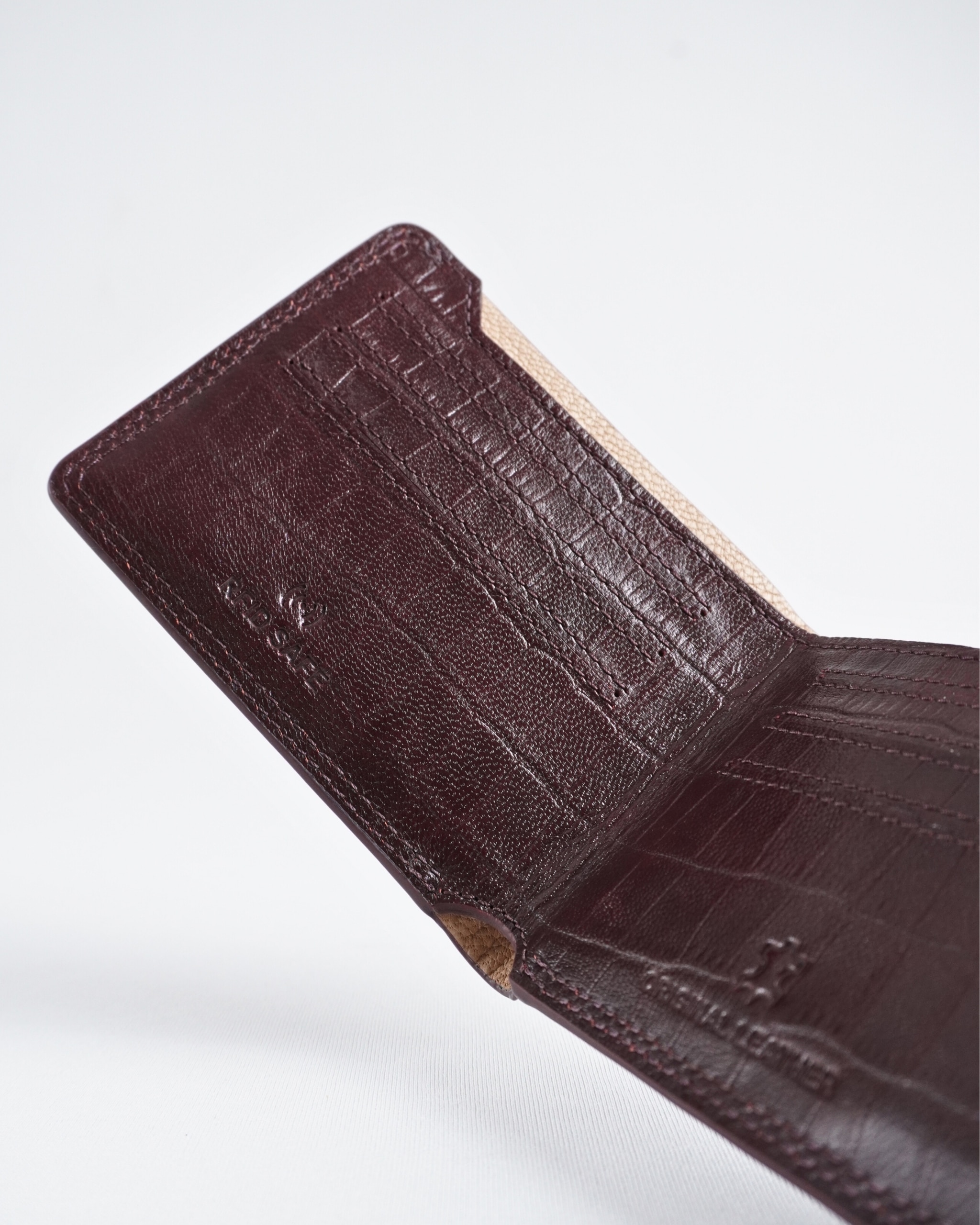 Heritage (Sleek Series) - Men’s Original Leather Wallet - Croco Cherry - Image 7