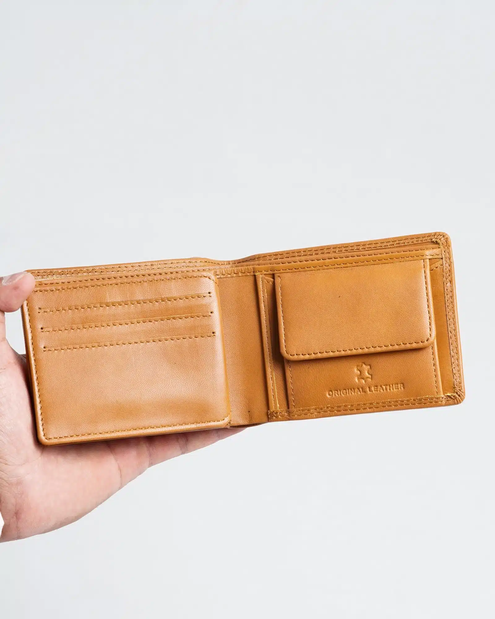 Hudson Men’s Original Leather Wallet (LION) - Image 2