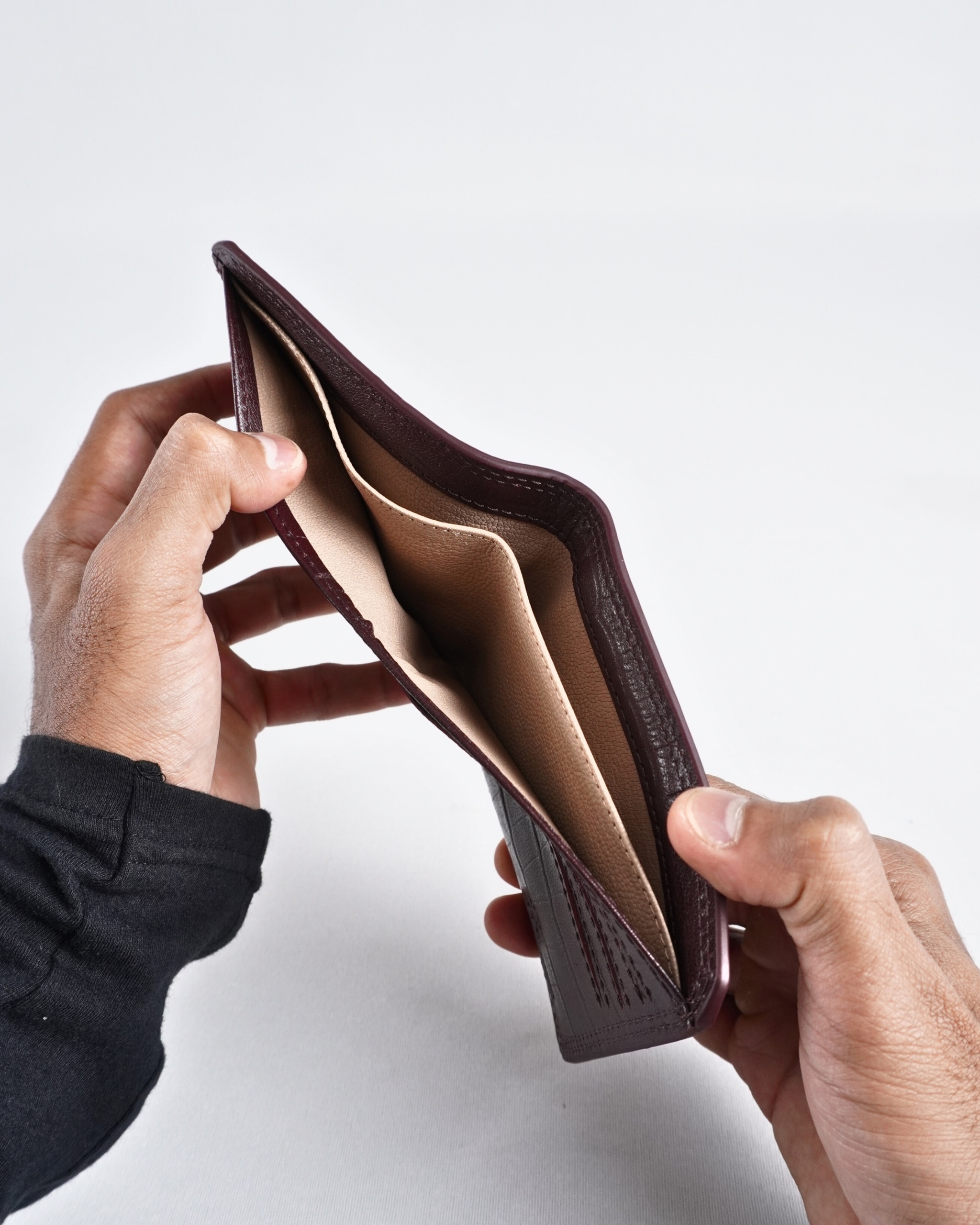 LiverPool - Men’s Original Leather Wallet (Croco Cherry) - Image 4