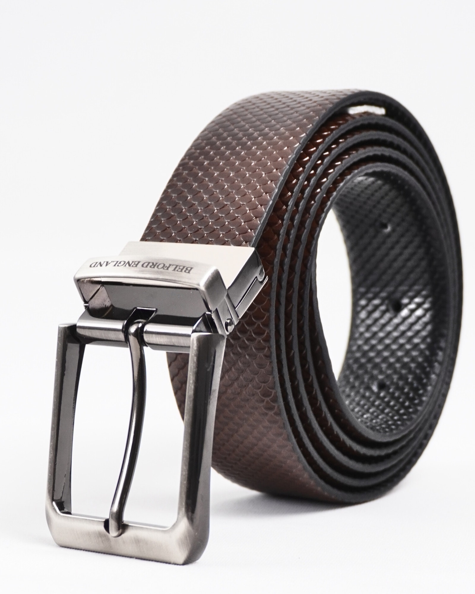 Salmon Men's Original Leather Belt  Reversible (Black & Brown) - 28-44 - Image 6
