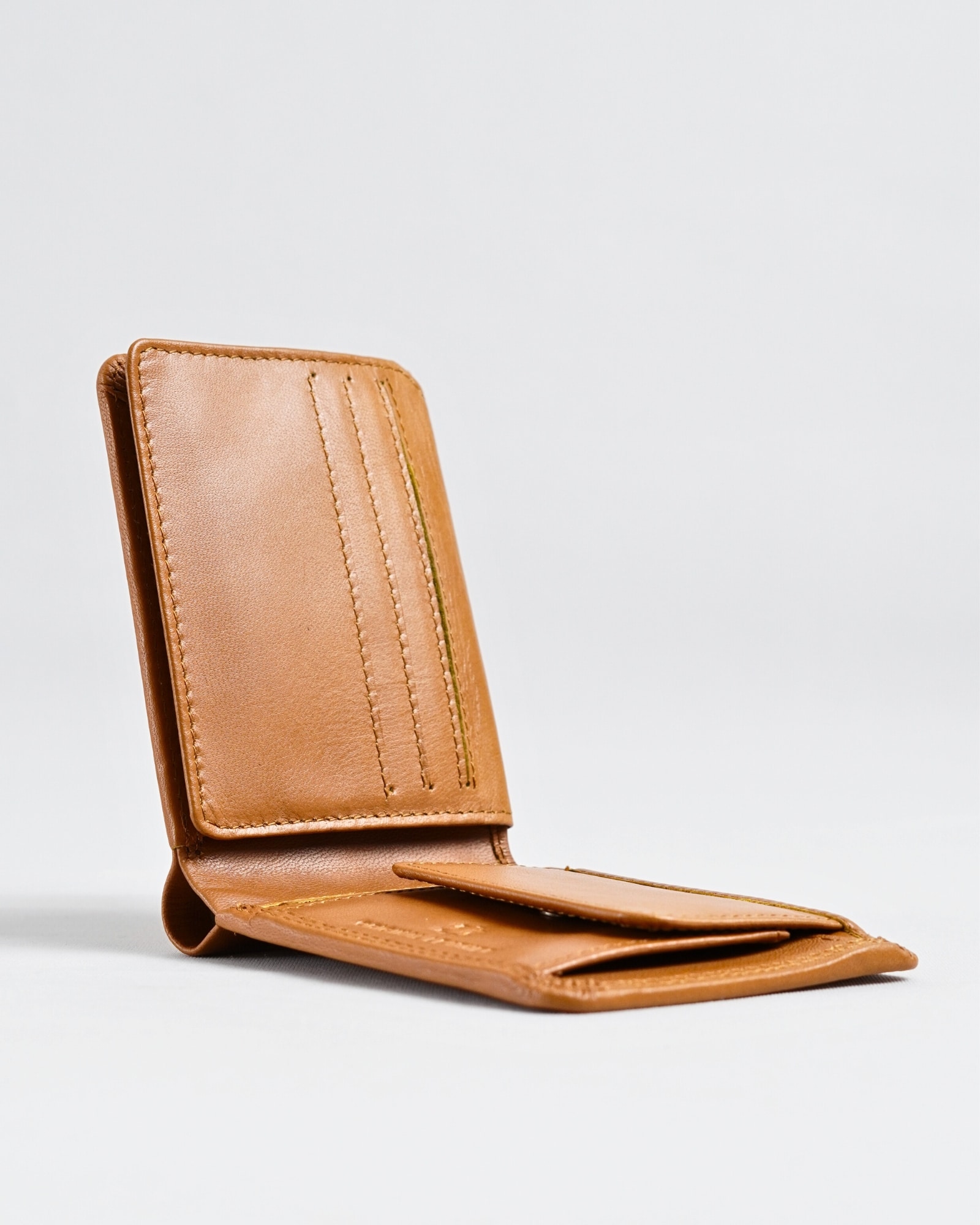 Tanner Men’s Original Leather Wallet  (Almond Brown) - Image 6