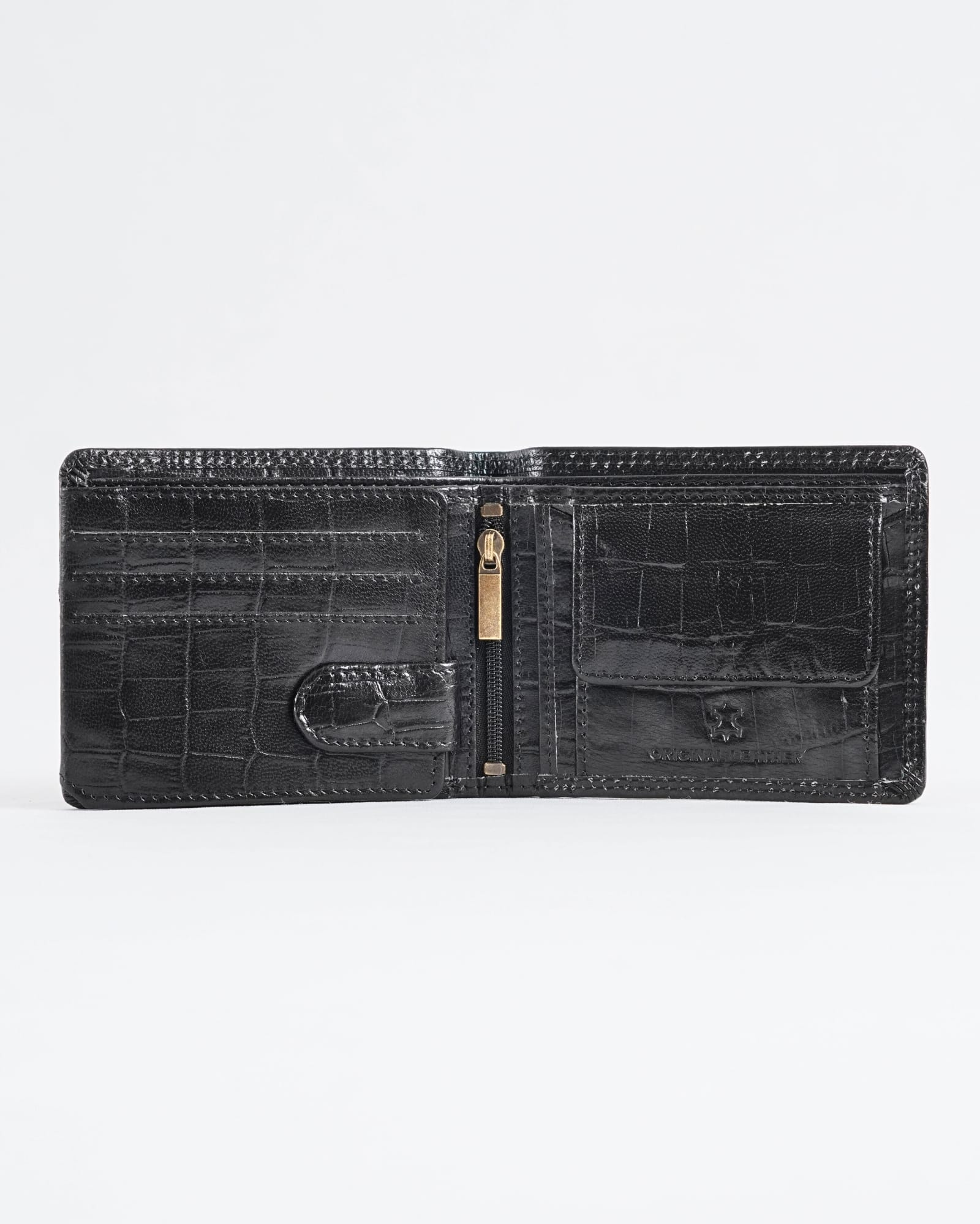 Cambridge Men’s Original Soft Leather Wallet (Croco Black) - Image 4