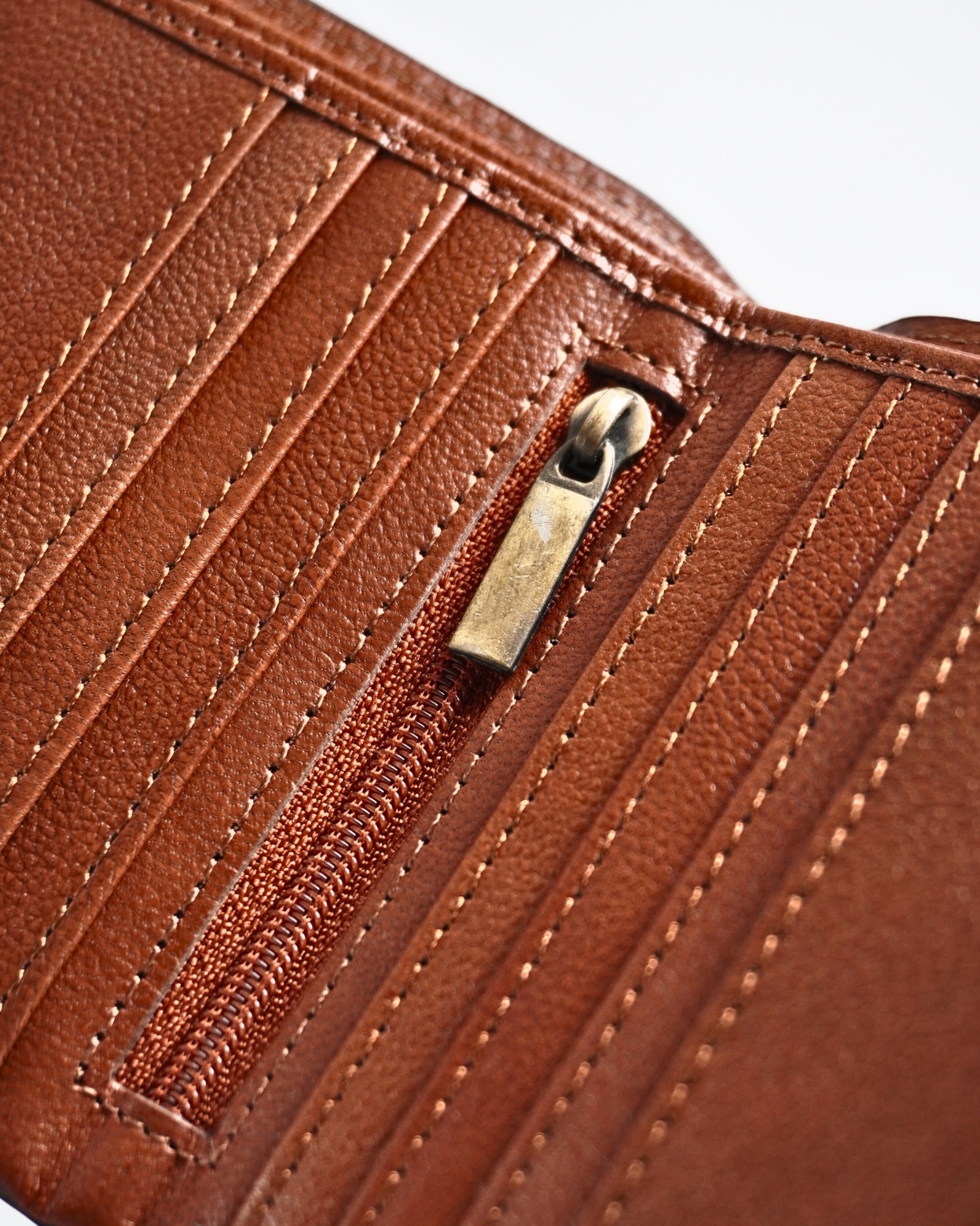 Aubrey - Men’s Original Leather Wallet (Cognac) - Image 5