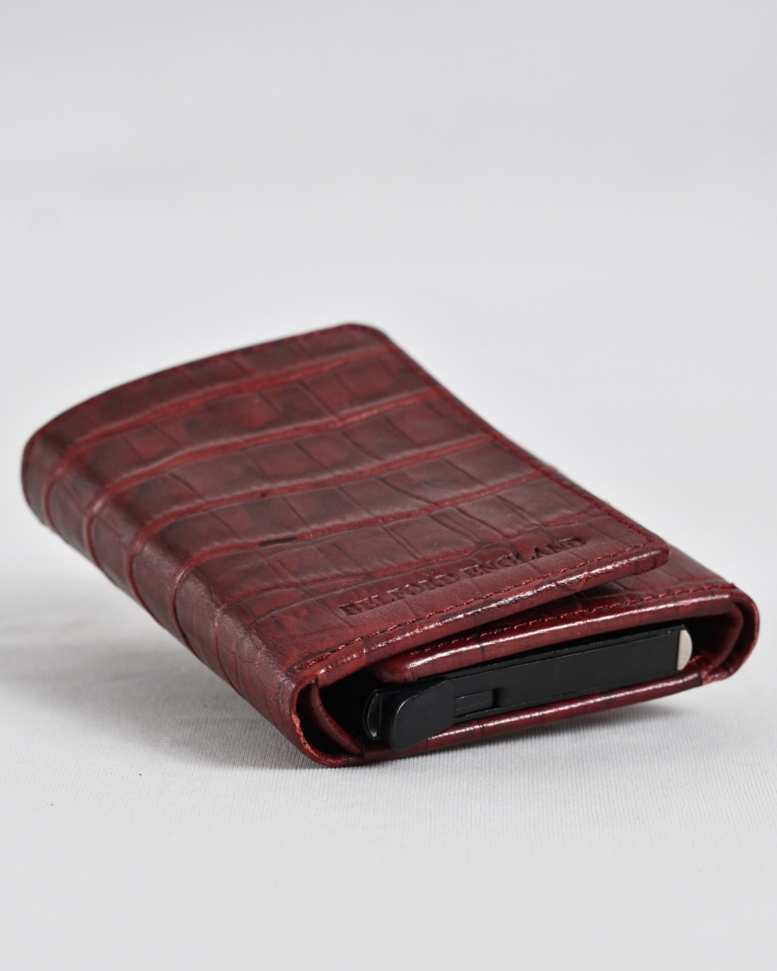 Barcelano - Men’s Original Leather Wallet | One-Click Card Access (Croco Brown and Cherry Blend) - Image 3