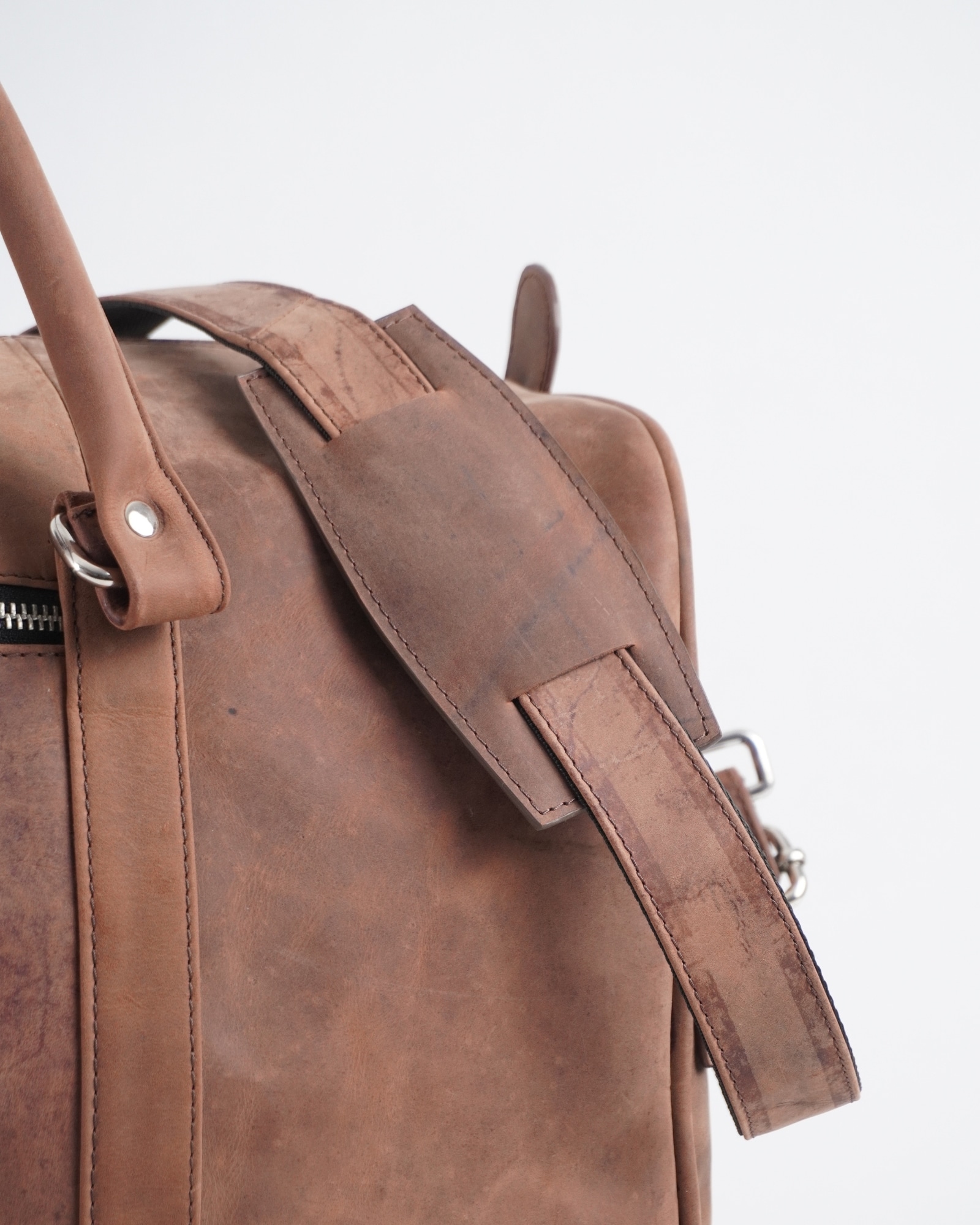 Classic Traveller - Original Leather Travel Bag (Rugged Brown) - Image 9