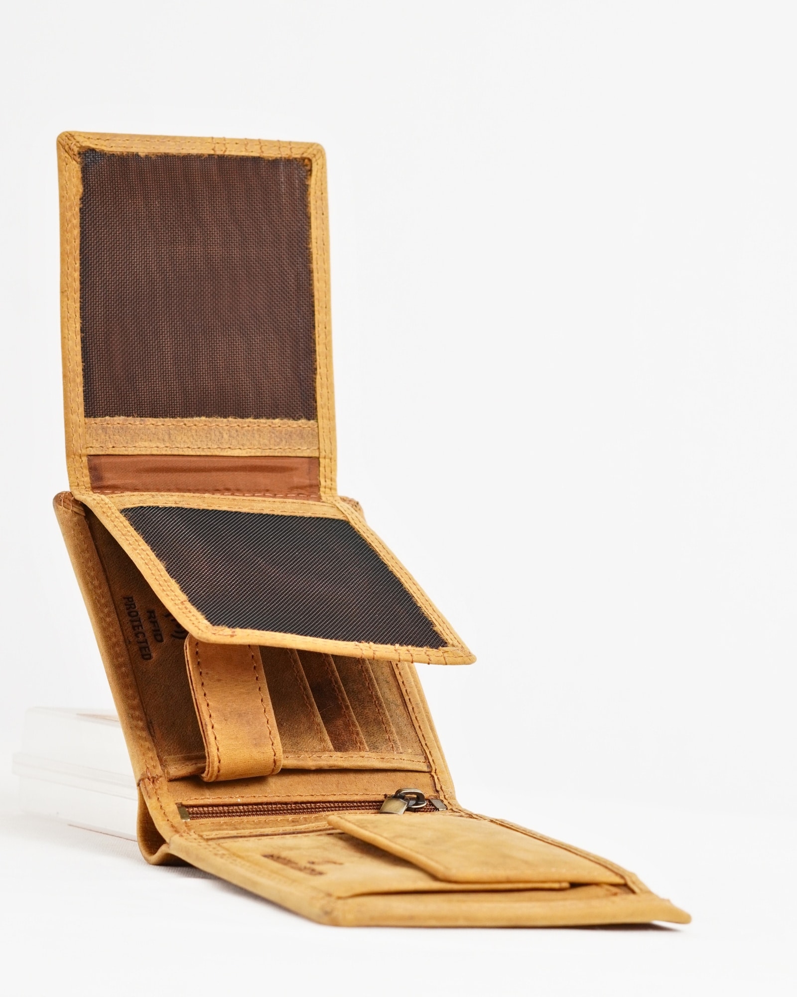 Harvard Men’s Original Leather Wallet (Rugged Tan) - Image 5