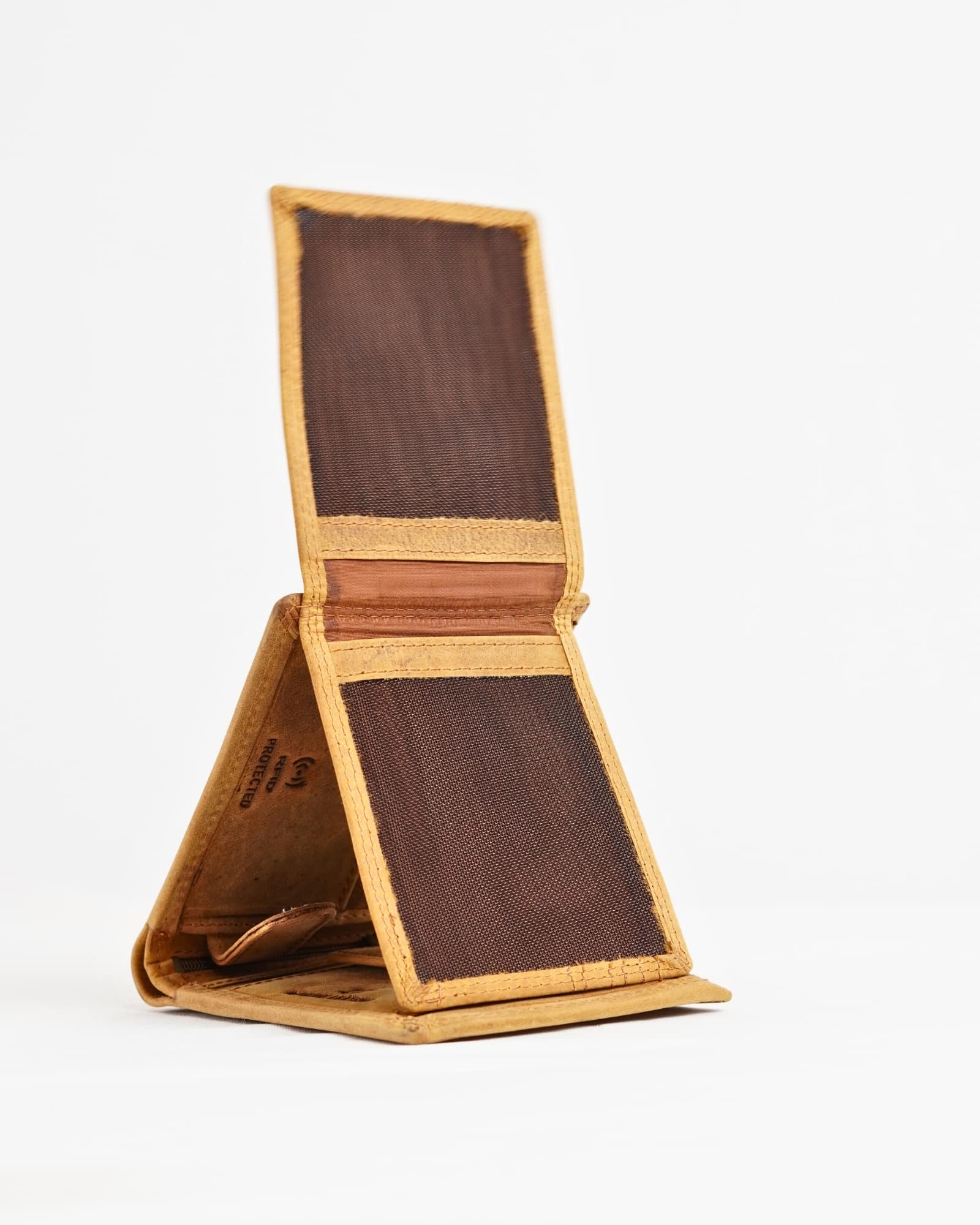 Harvard Men’s Original Leather Wallet (Rugged Tan) - Image 8