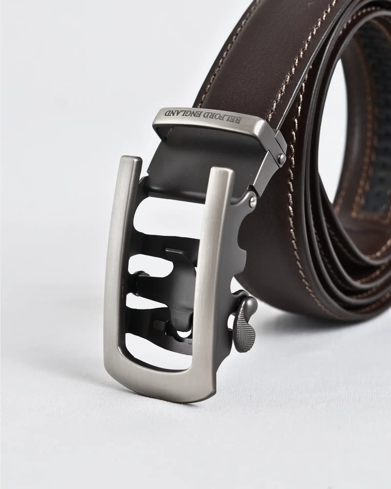 Oxford Men's Original Leather Belt  (Brown) - 28-44 - Image 5