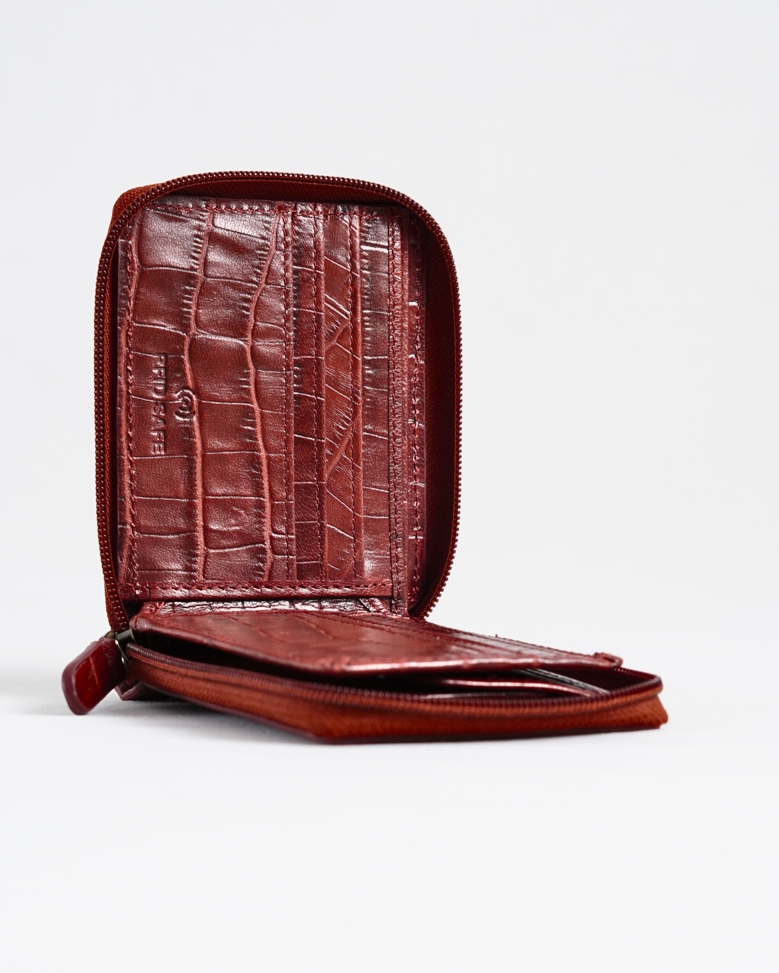 Tokyo Men’s Original Leather Zipper Wallet (Croco Brown & Cherry Blend) - Image 3