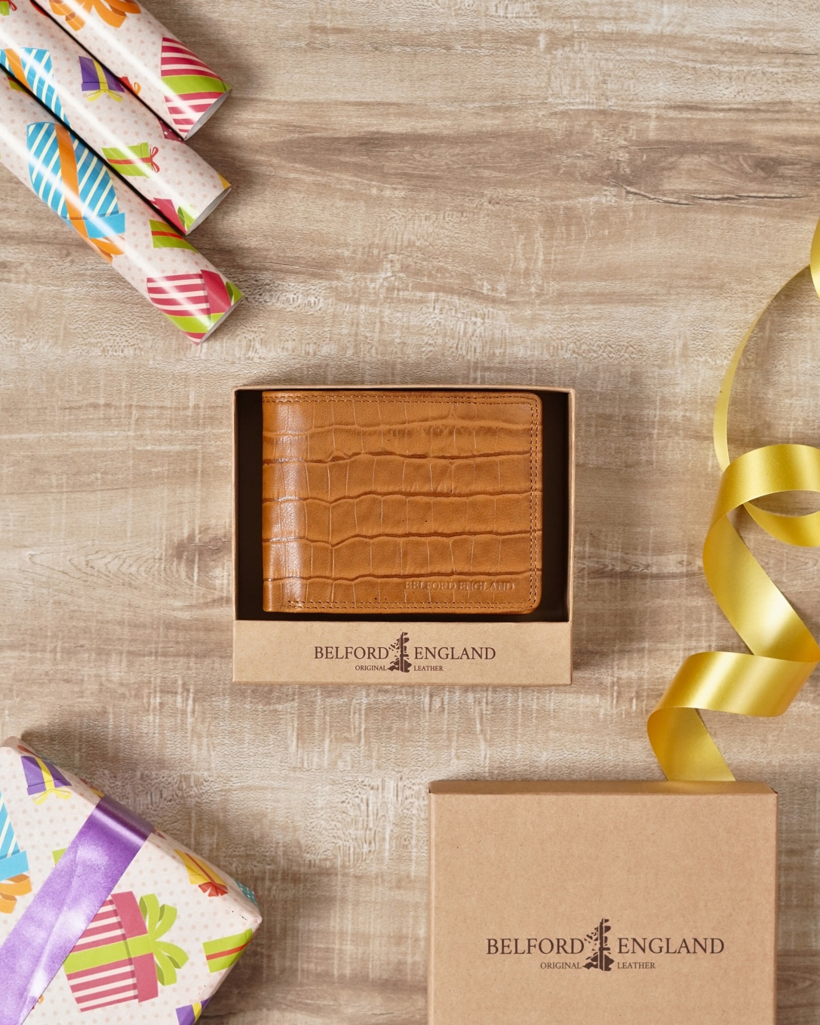 Gift For Men: Men's Personalized Leather Wallet | Luxury Gift for Him (Birthday, Anniversary & Marriage)