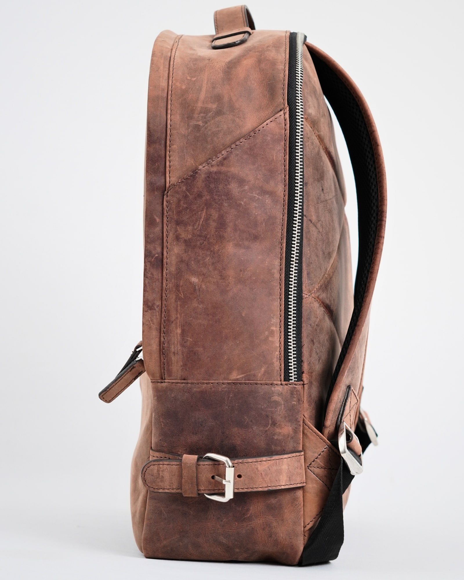 The Everyday Transit  - Men's Original Leather BackPack (Rugged Brown) - Image 2