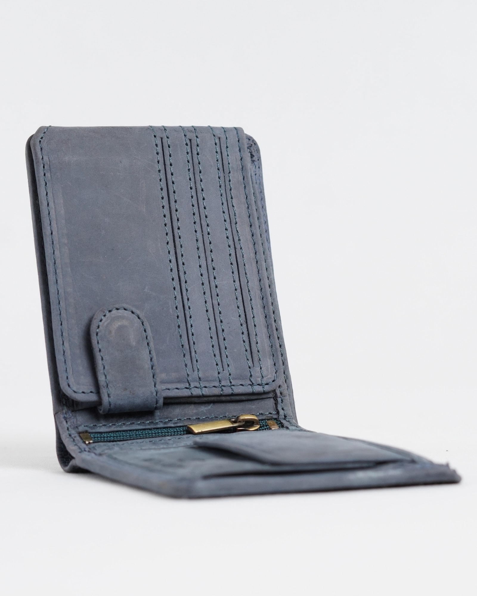 Cambridge (Limited Edition) Men’s Original Leather Wallet - Rugged Blue - Lion - Image 2