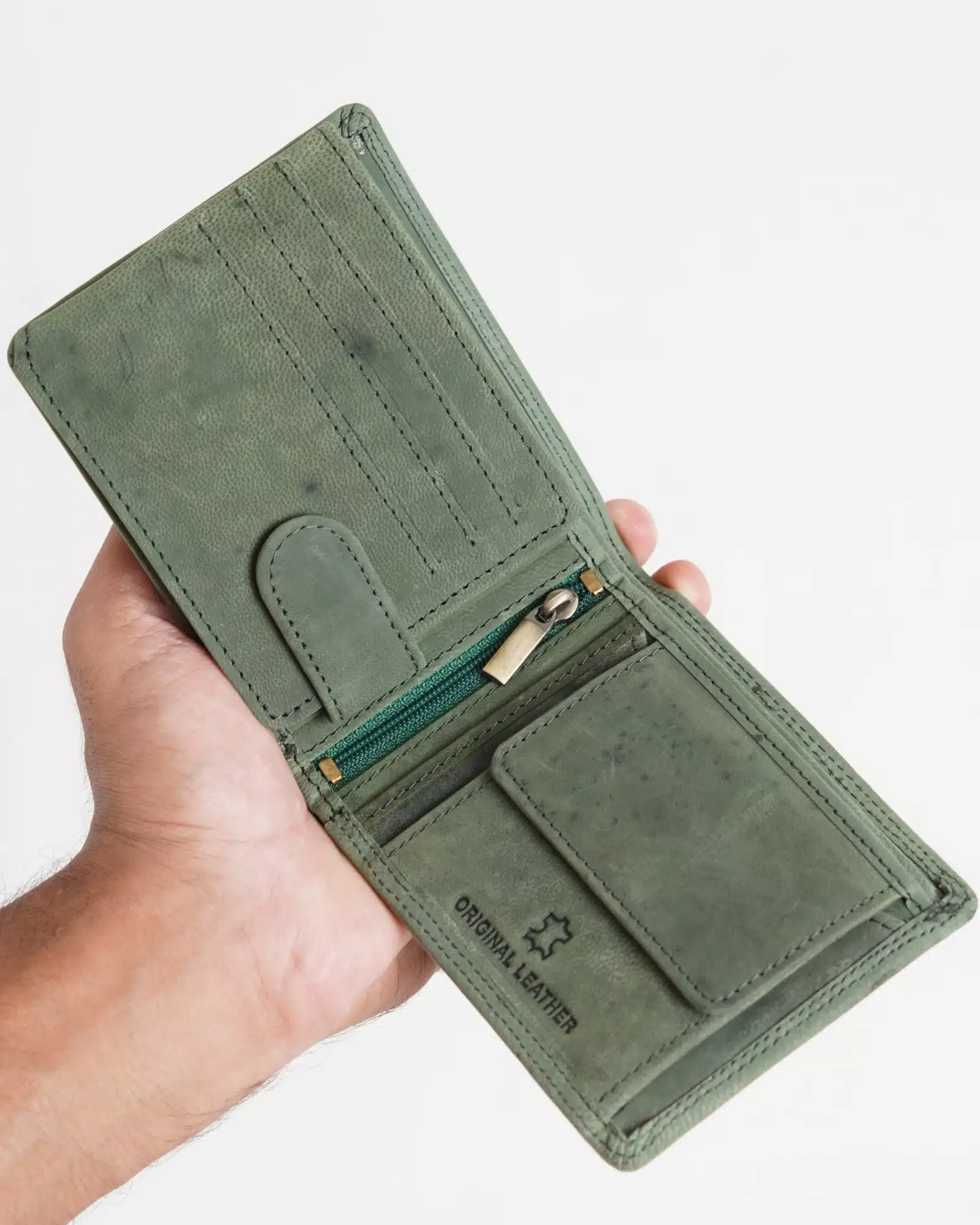Cambridge - Men’s Original Leather Wallet (Rugged Series) - Green - Image 4
