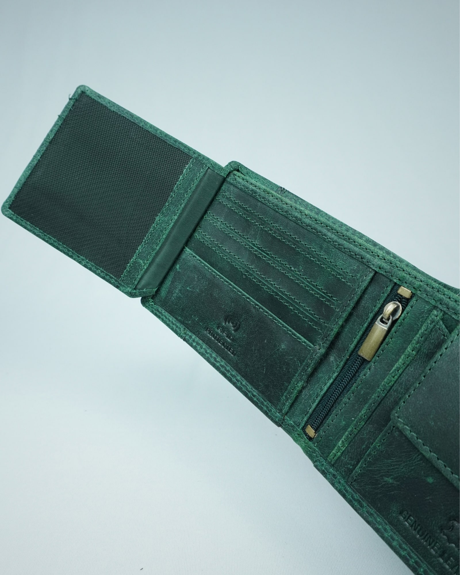 Derby - Men’s Original Leather Wallet (Rugged Series) - Green - Image 4