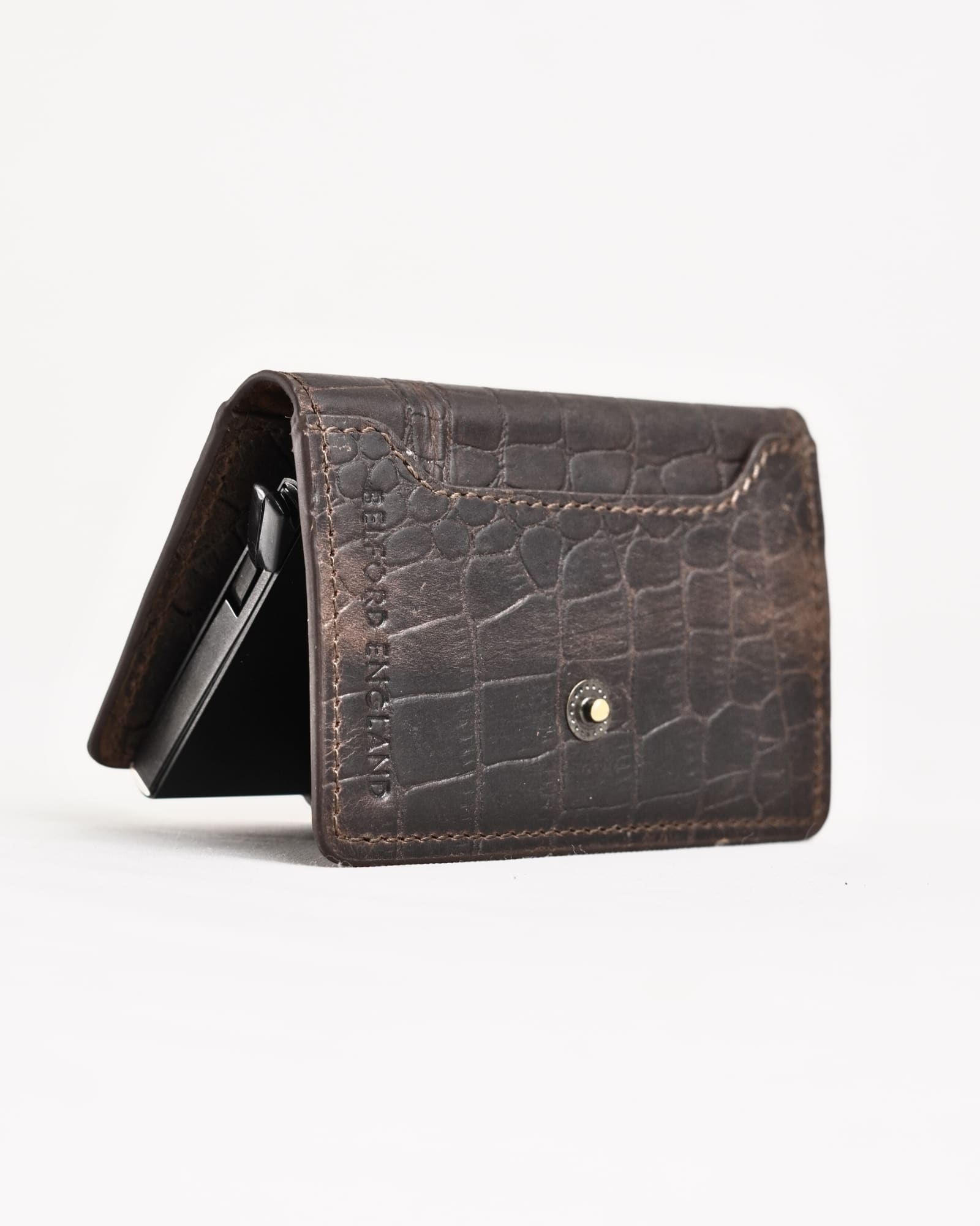 Las Vegas - Men’s Original Leather Wallet - One-Click Card Access - (Croco Rugged Brown) - Image 4