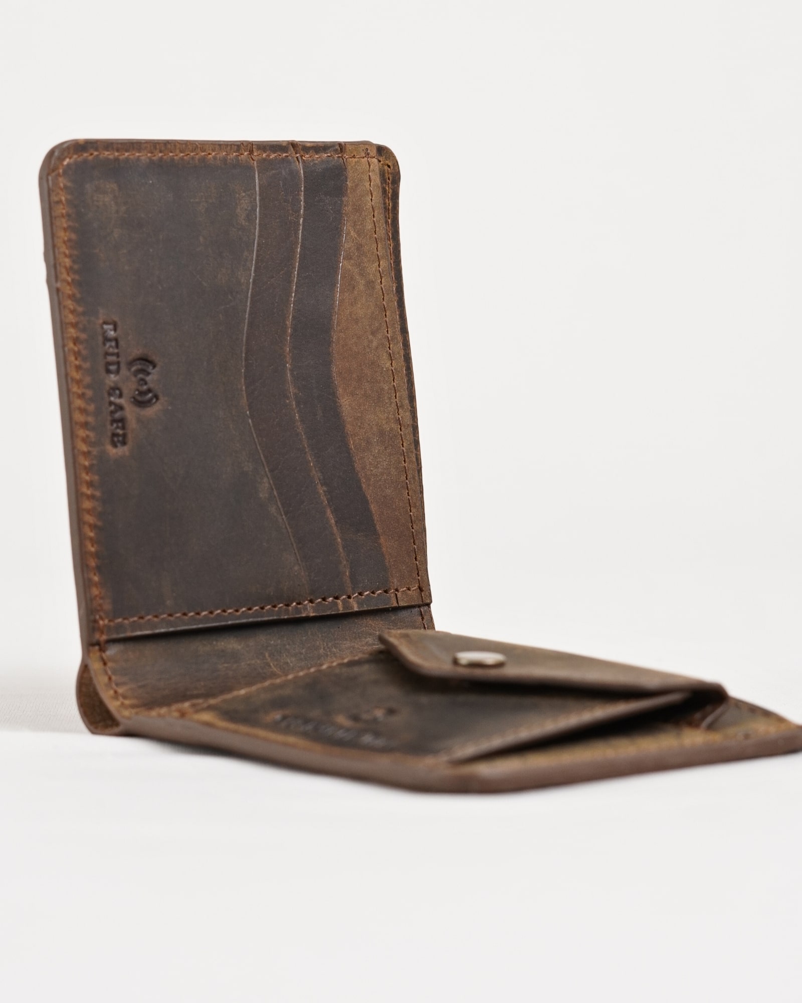 Broadway (Sleek Series) - Men’s Original Leather Wallet (Rugged Brown) - Image 3