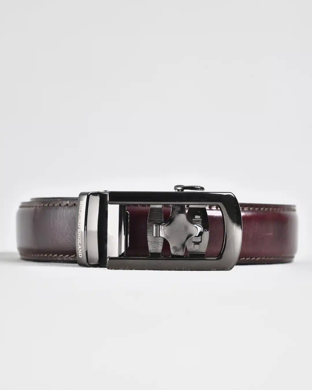 Oxford Men's Original Leather Belt  (Burgundy Blend) - 28-44 - Image 3